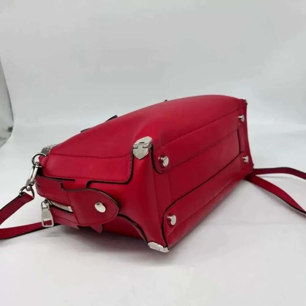 Louis Vuitton Women Pre-Loved Bag Very Good Condition
